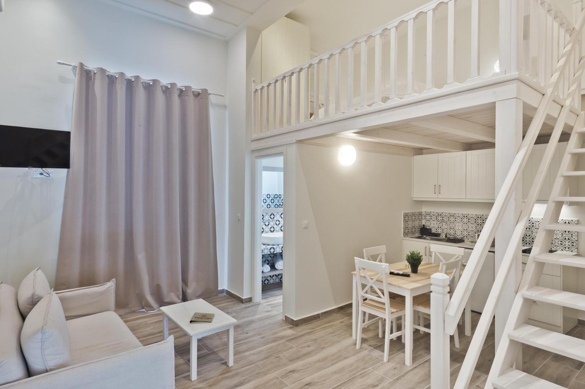 Posidonia Luxury Suites Karpathos Exteriör bild