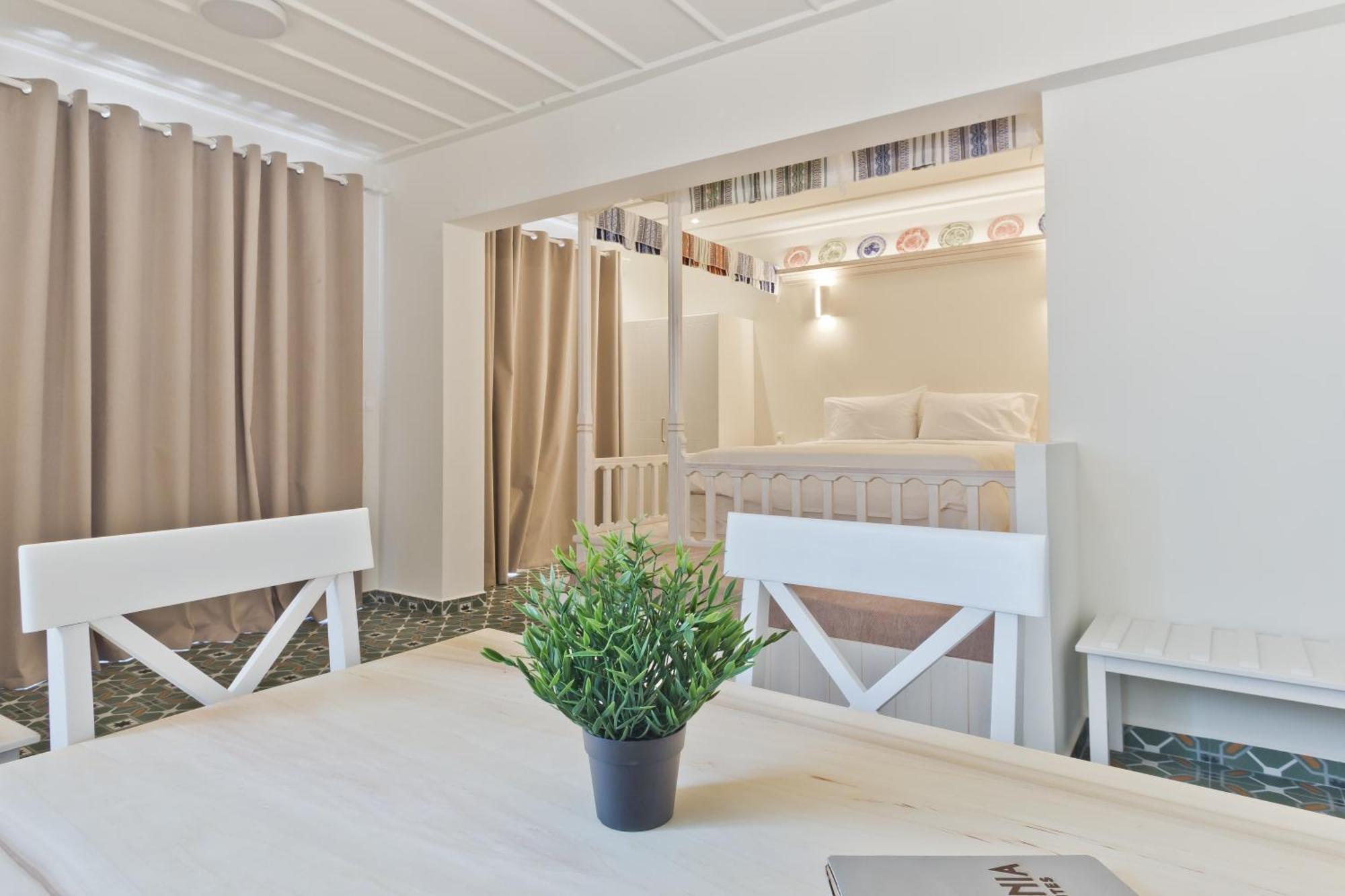 Posidonia Luxury Suites Karpathos Exteriör bild