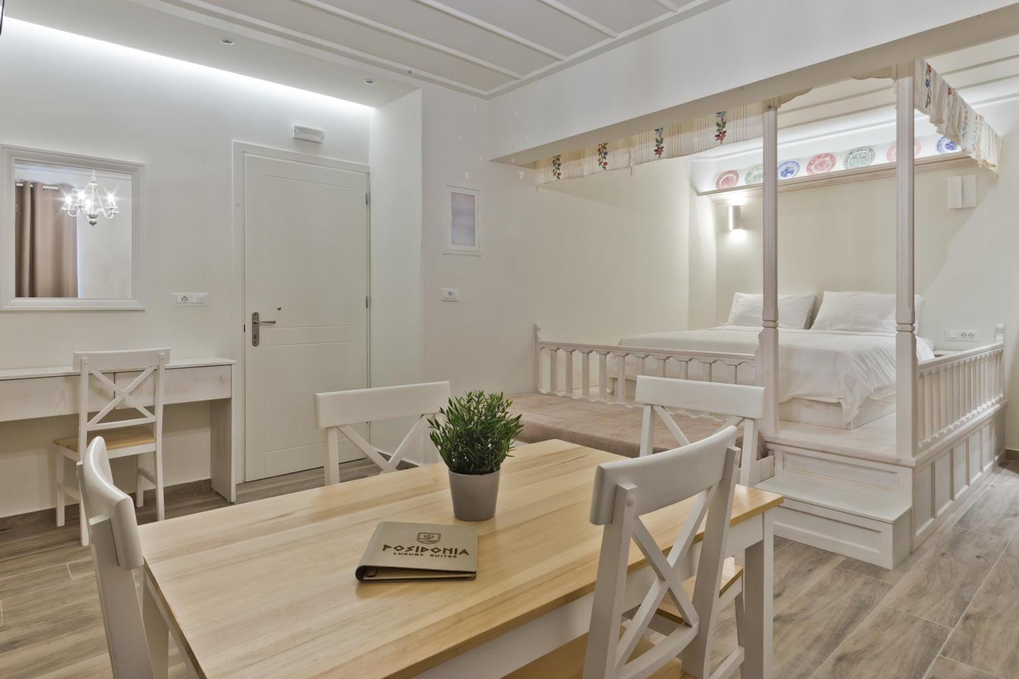 Posidonia Luxury Suites Karpathos Exteriör bild