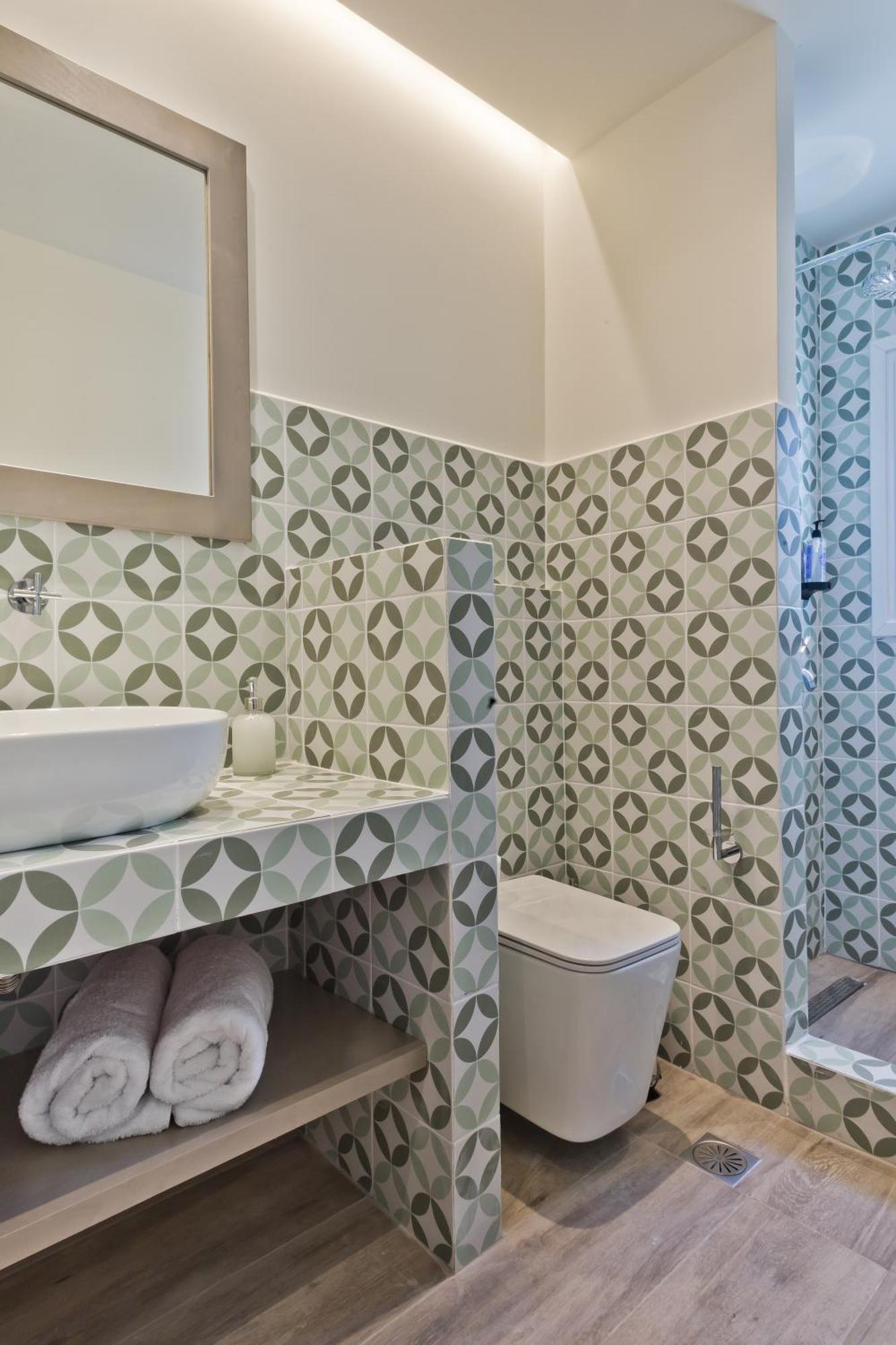 Posidonia Luxury Suites Karpathos Exteriör bild