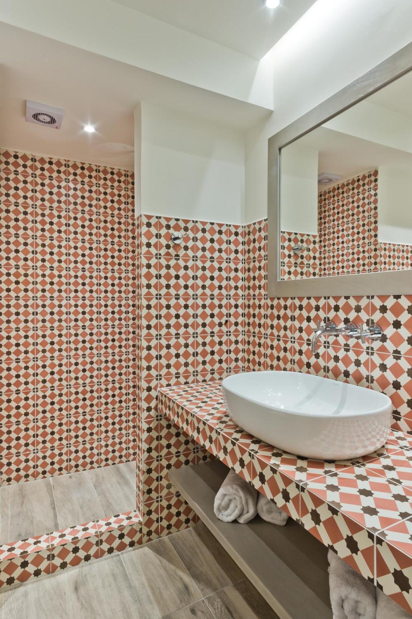 Posidonia Luxury Suites Karpathos Exteriör bild